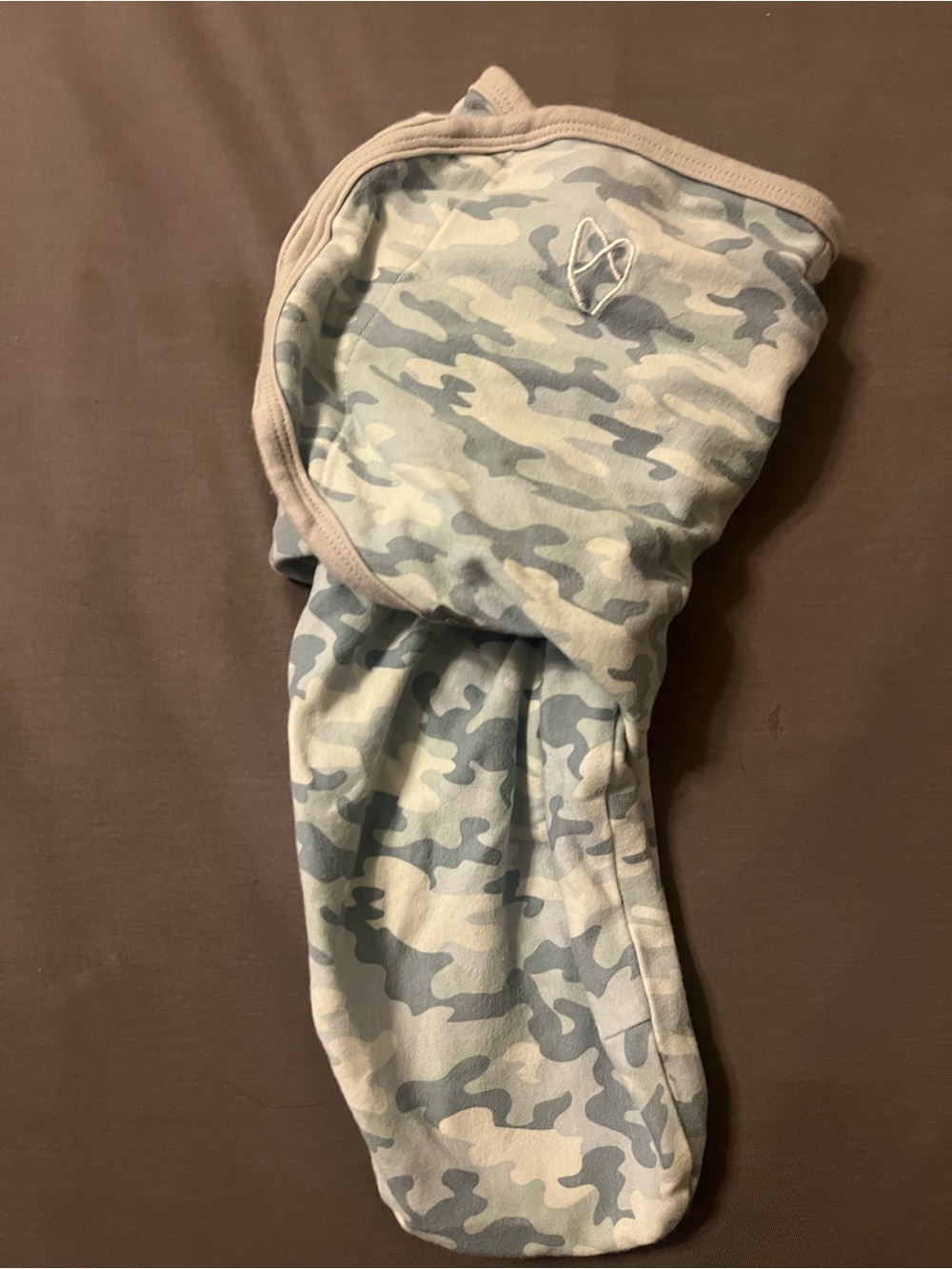 Blue camo baby swaddle me size small/medium